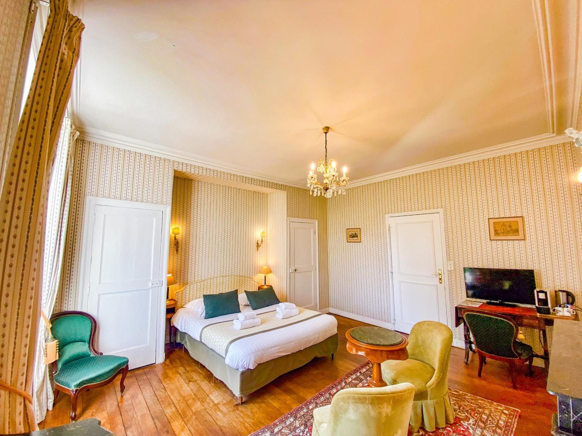 Hotel Haras De La Potardiere Crosmières Kültér fotó