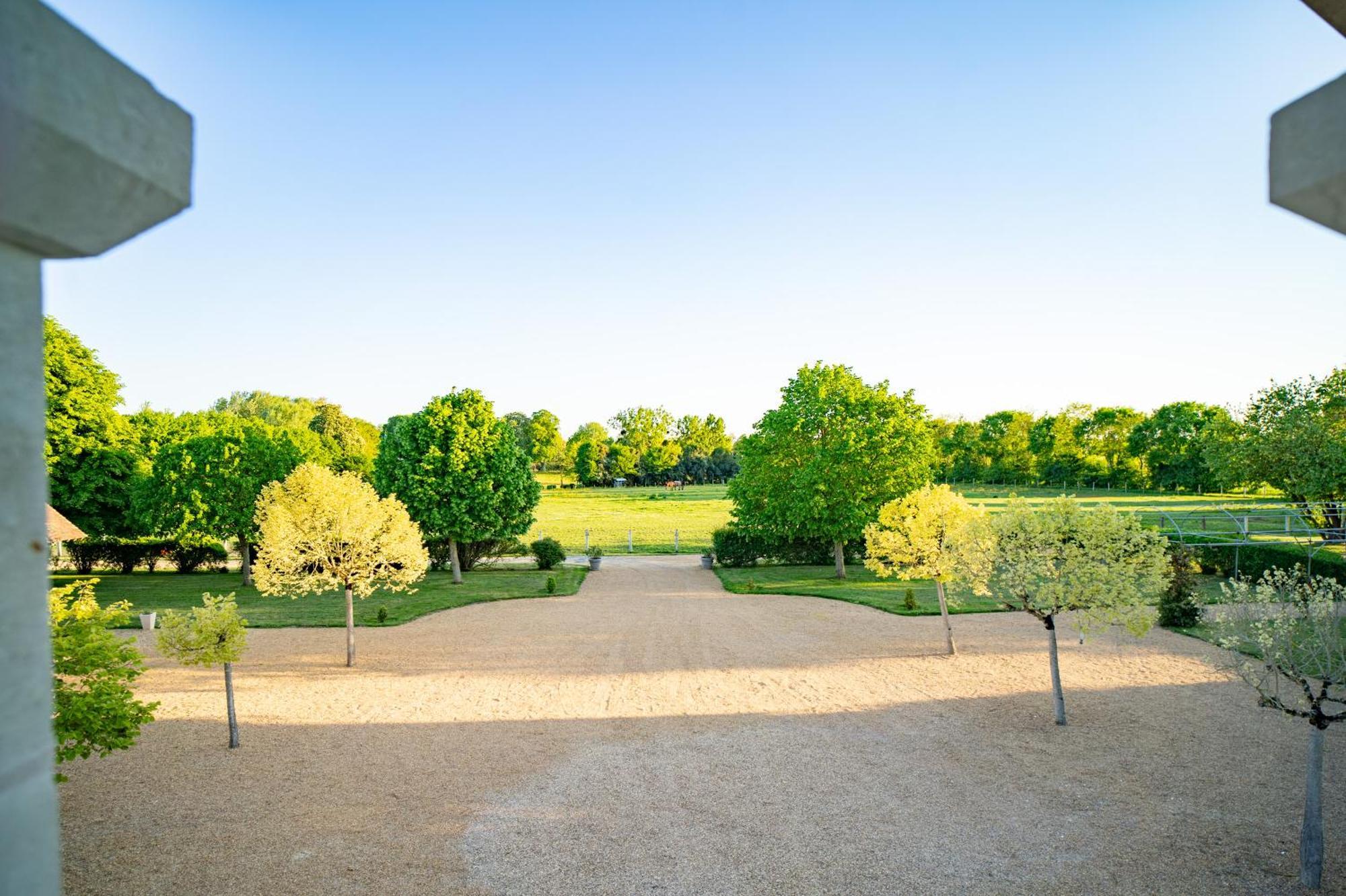 Hotel Haras De La Potardiere Crosmières Kültér fotó